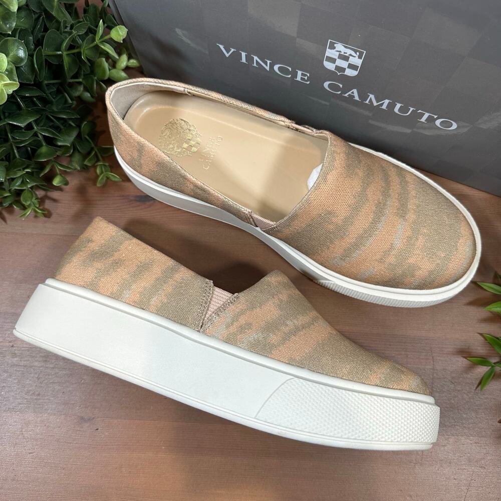 Vince Camuto Women's Abbinna Slip On Platform Fashion Sneakers Size 7.5